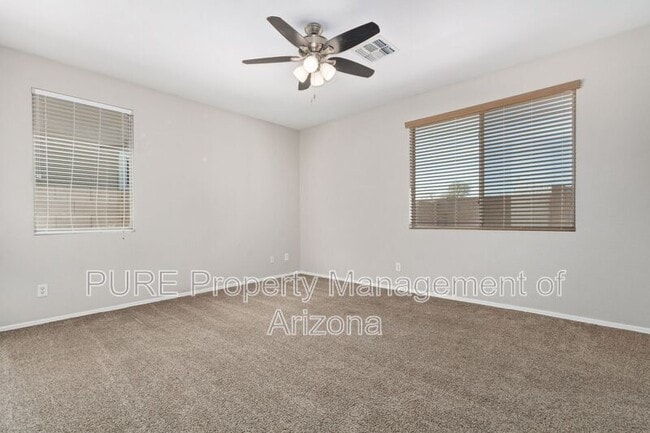 Building Photo - 1710 S 159th Ave