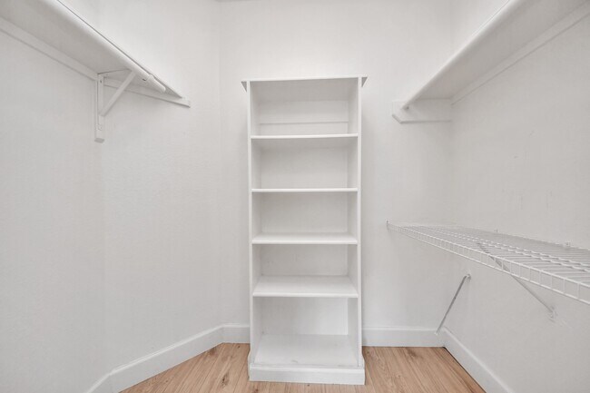 Building Photo - 13515 Scarab Dr
