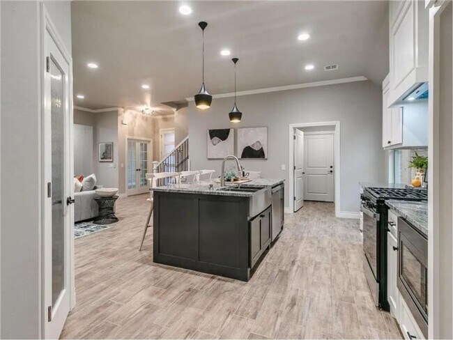 Building Photo - Gorgeous Newer Build! 4 Bed 3 Bath in Deer...