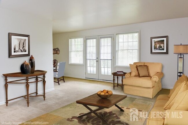 Building Photo - 504 Lakeview Terrace