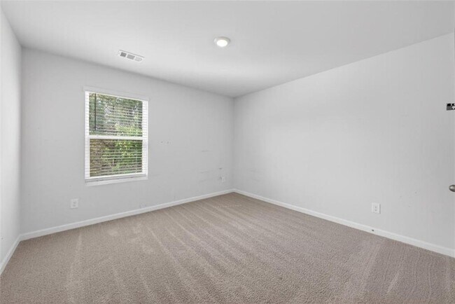 Building Photo - 7566 Jennadee Dr