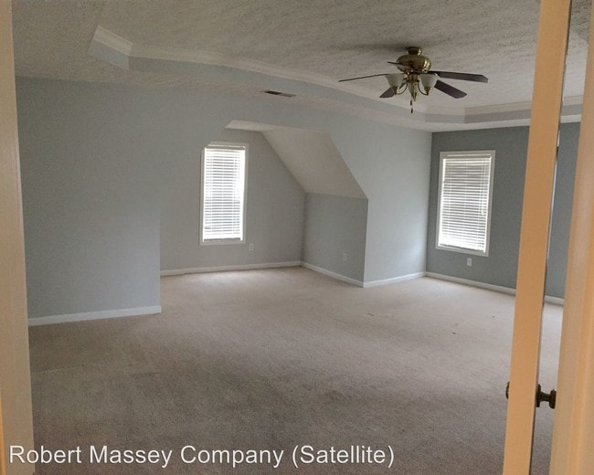 Building Photo - 4 br, 2.5 bath House - 5502 Symington Court