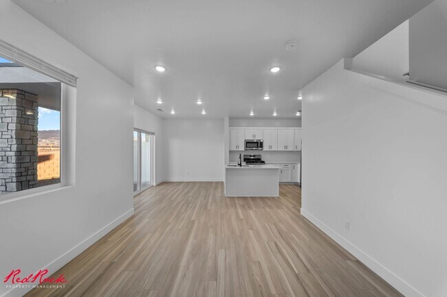 Building Photo - Newly Built 4 Bedroom Townhome!