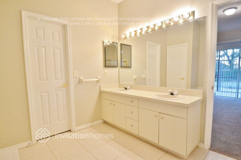 Building Photo - 3942 Appletree Dr