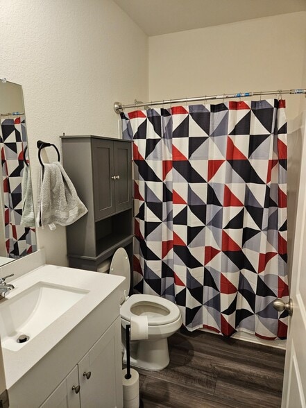 Bathroom - 5919 Bright Keel Dr