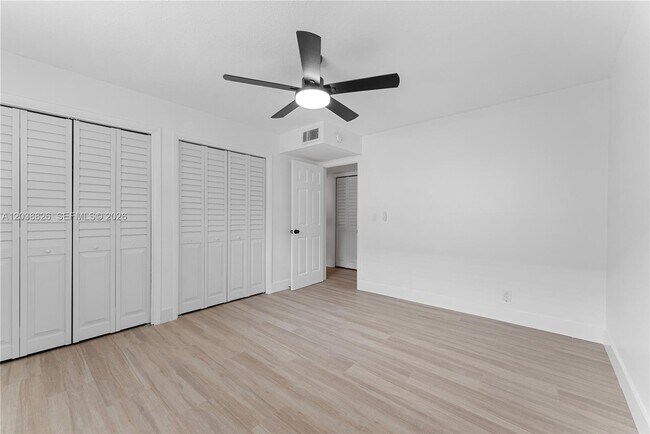 Building Photo - 10261 NW 35th St