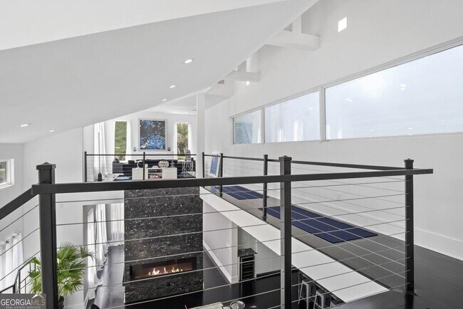 Building Photo - 1756 N Akin Dr NE