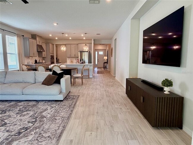 Building Photo - 2679 Ridgetop Ln