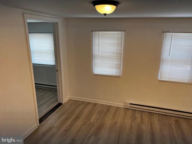 Building Photo - 484 Harrison Ave