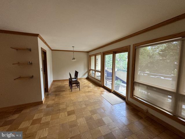 Building Photo - 4720 Chevy Chase Dr