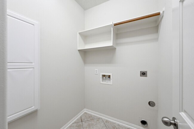 Building Photo - 26 Griffin Hill Ct