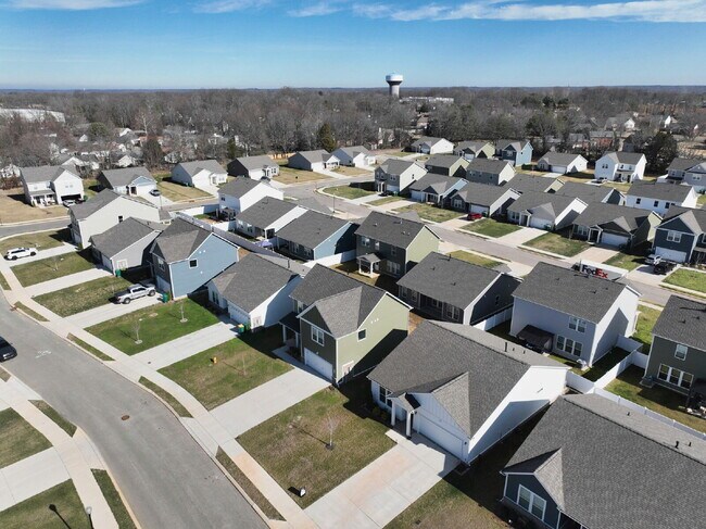 Building Photo - Modern 2024 New Construction in Sage Farms – Steps from Dog Park & Trails!