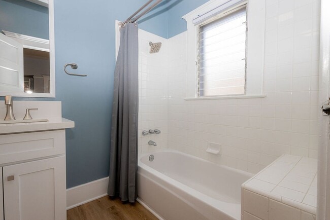 Building Photo - Fully Renovated Craftsman Home, 3-Bedroom,...