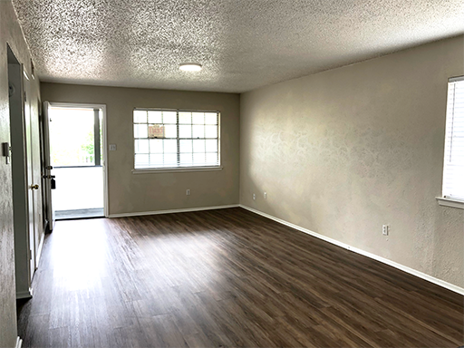 Building Photo - 607 N Elm St