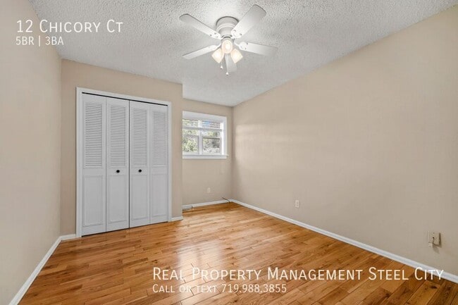 Building Photo - 12 Chicory Ct