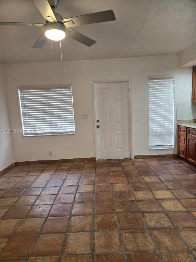 Building Photo - 3475 SW 1st Ave