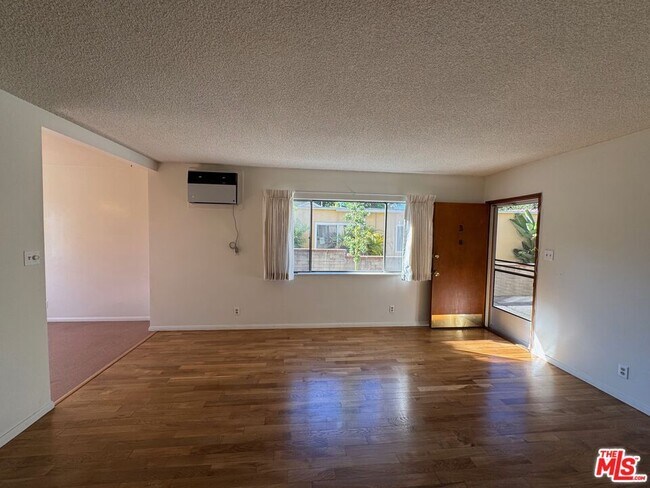 Building Photo - 4168 Brunswick Ave