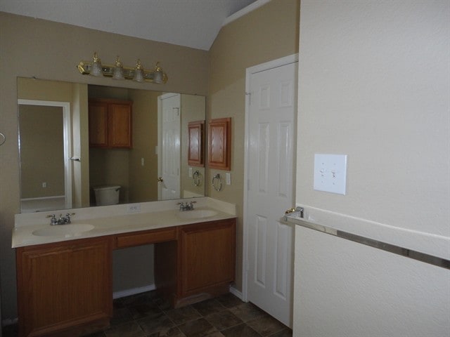 Building Photo - 3707 Sycamore Ln