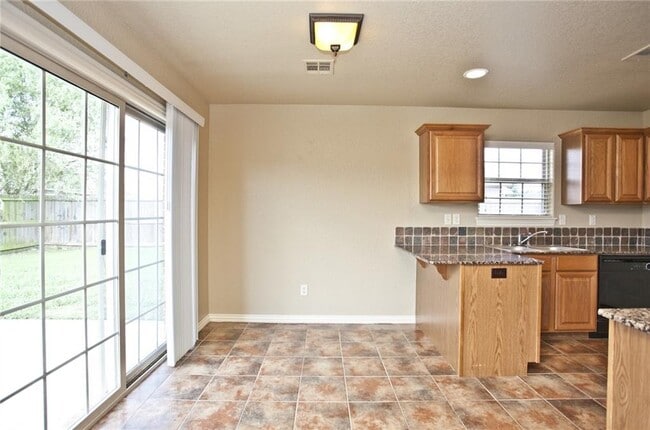 Building Photo - 4095 W Spring House Dr