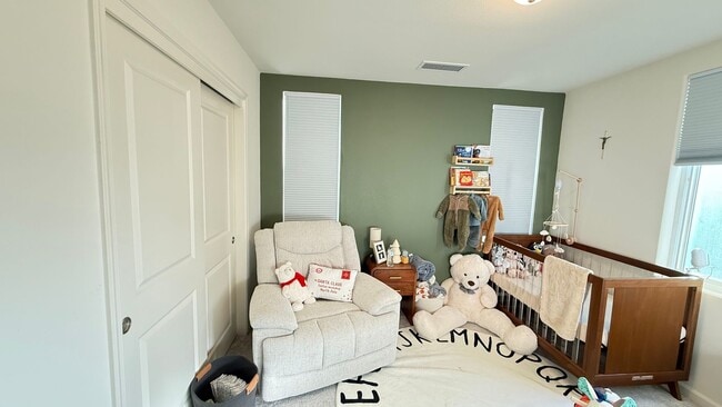 Building Photo - Charming 3 Bedroom Home in a Quiet Madera Neighborhood