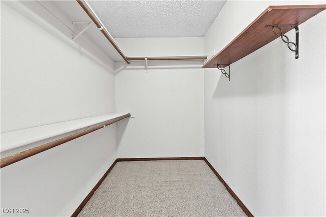 Building Photo - 3963 Tudur Ln