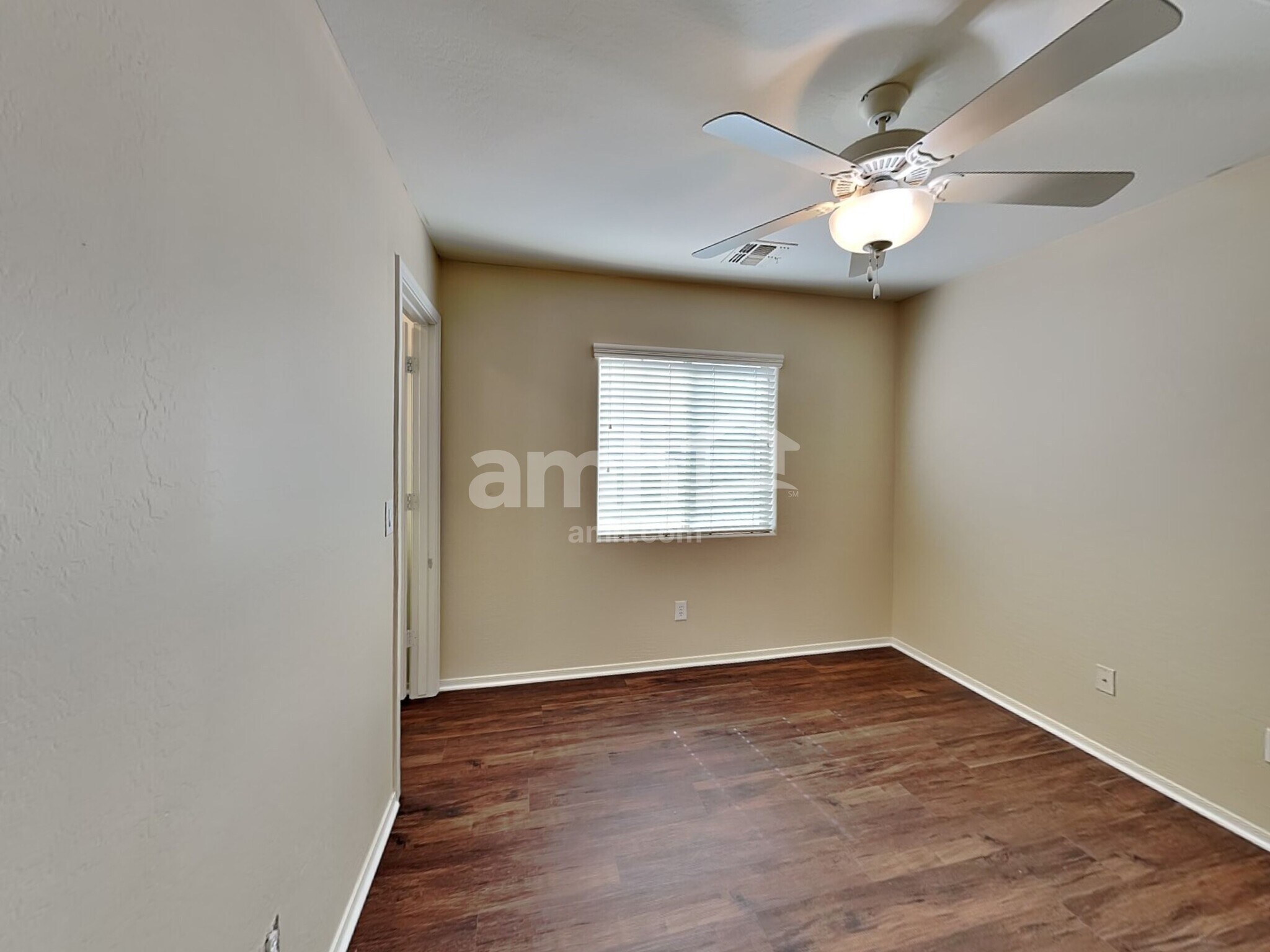 Building Photo - 4740 E Redfield Rd