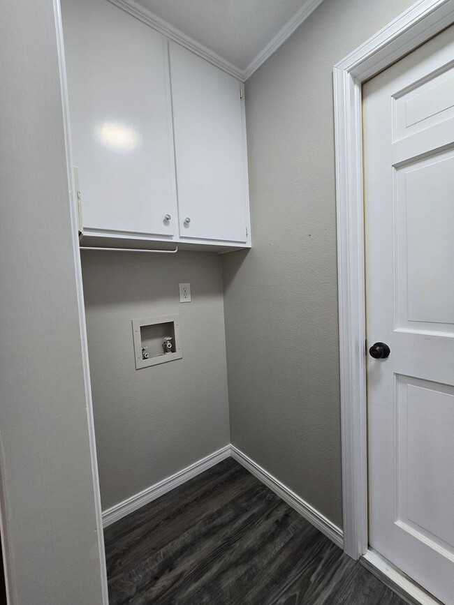 Building Photo - 3 Bedroom 2 Bath home in Shawnee!