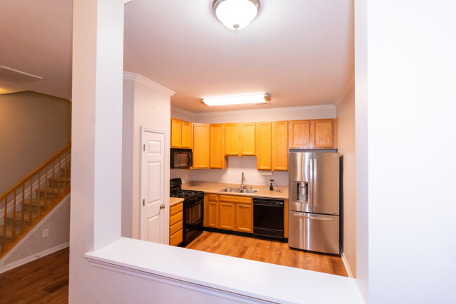 Kitchen - 11710 Mezzanine Dr