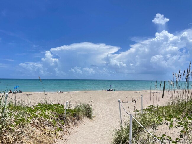Building Photo - 2400 S Ocean Dr