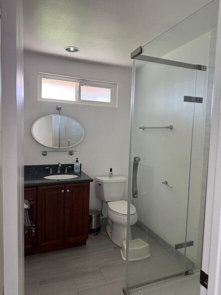 Building Photo - 1010 Twin Canyon Ln