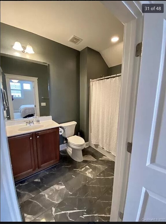 Building Photo - 6036 Daphne Circle