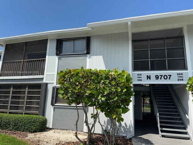 Building Photo - 9707 Hammocks Blvd