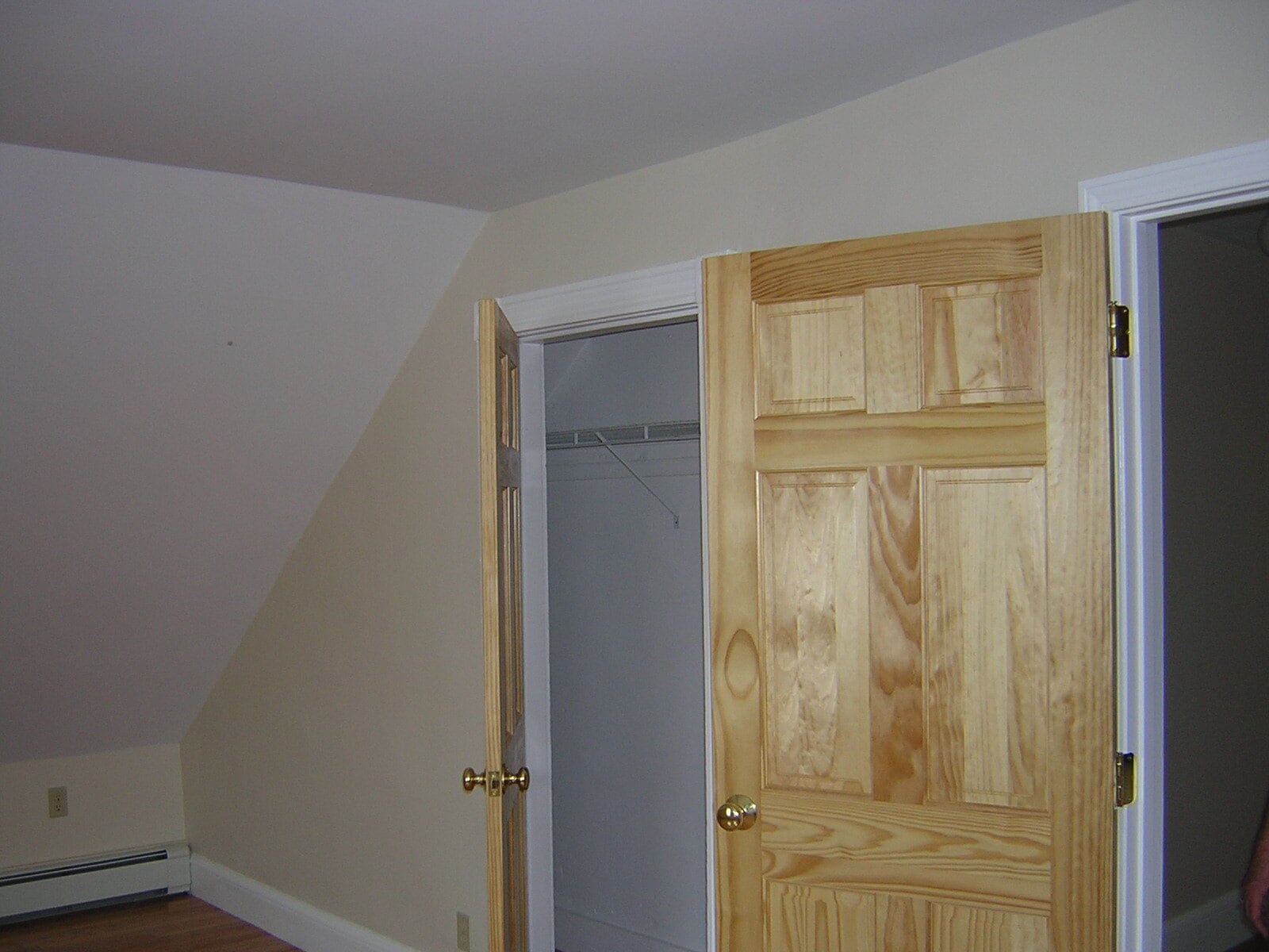 Building Photo - 55 University Ave