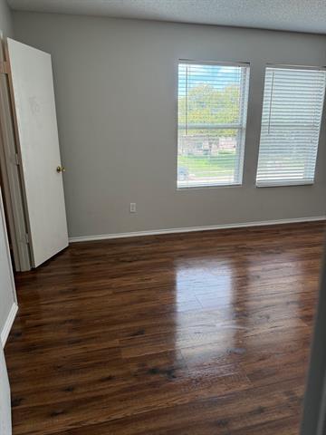 Building Photo - 1435 Foxwood Ln