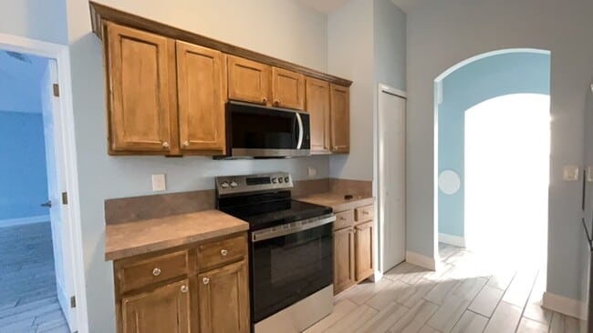 Building Photo - 3/2, 1 AC, Bring Your Boat & RV, Storage Shed + Shop