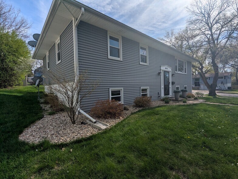 Building Photo - 6413 Woodington Way