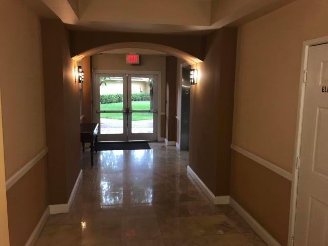 Building Photo - 1000 Scotia Dr