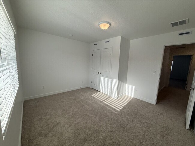 Building Photo - BRAND NEW Single Family Home