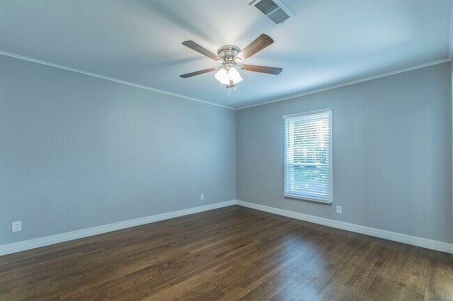 Building Photo - 6804 Springhill Rd