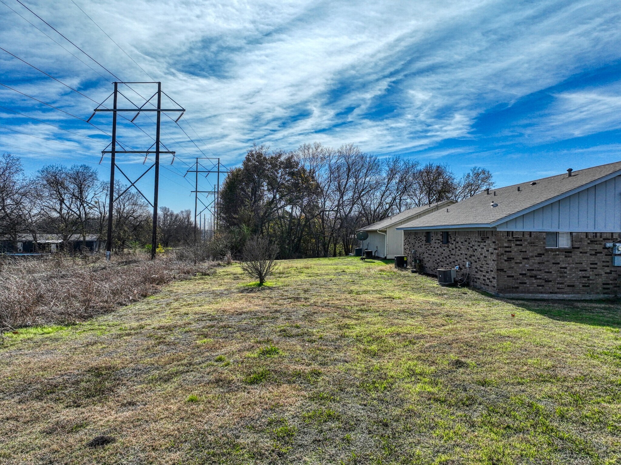 Building Photo - 2005 Interurban Blvd