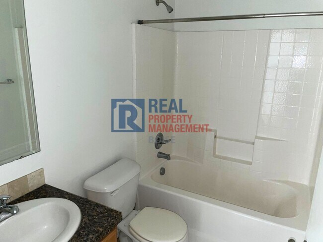 Building Photo - 3 Bedroom 2 Bath Boise Home Coming Soon!