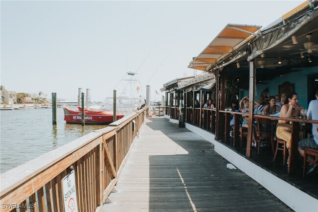 Building Photo - 7270 Saona CT