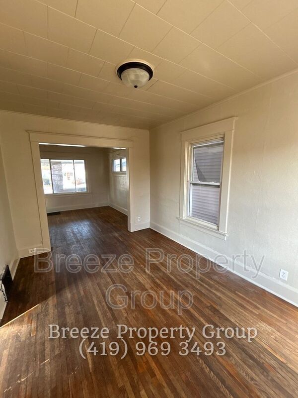 Building Photo - 1537 Remington St