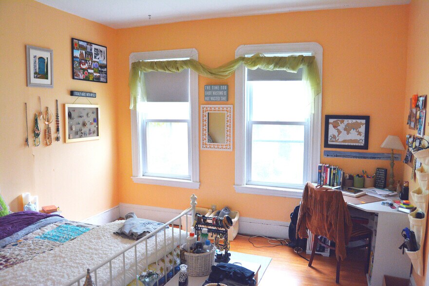 Building Photo - 539 Washington St