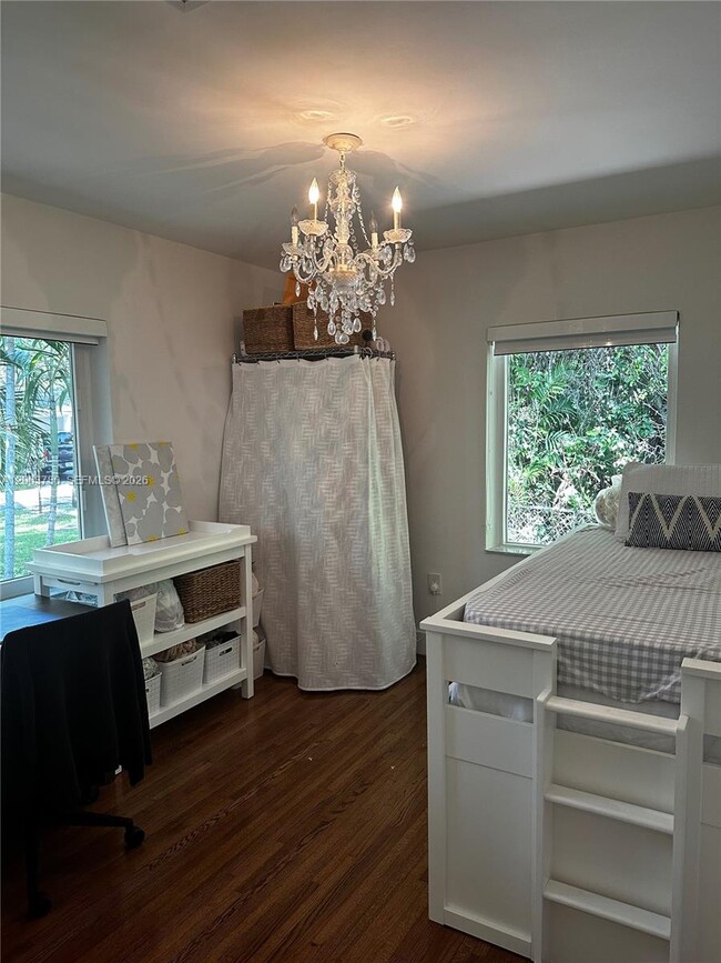 Building Photo - 630 San Lorenzo Ave