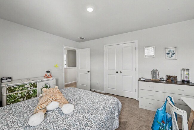 Building Photo - 296 Blue Haw Dr