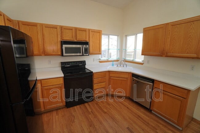 Building Photo - 9375 E Arizona Pl