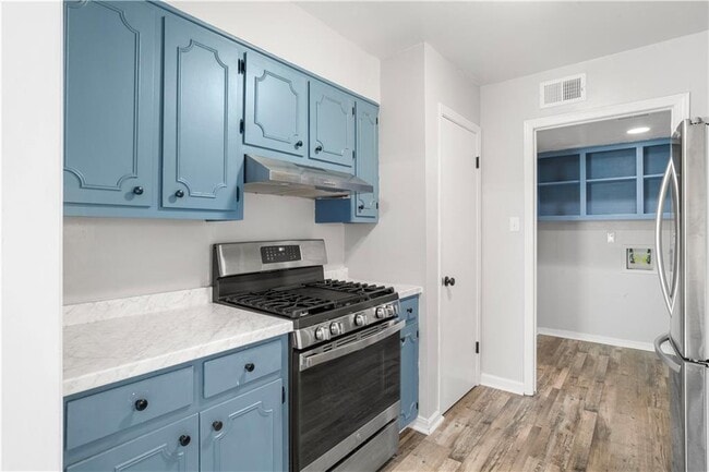 Building Photo - 6505 Cedar Bend Ct