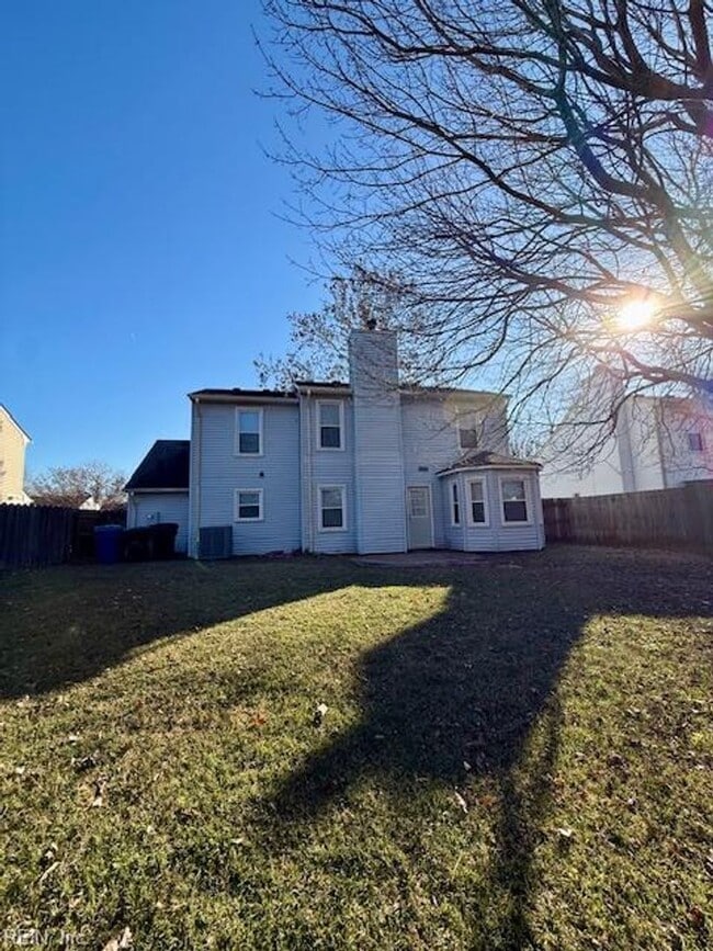 Building Photo - House For Rent Virginia Beach