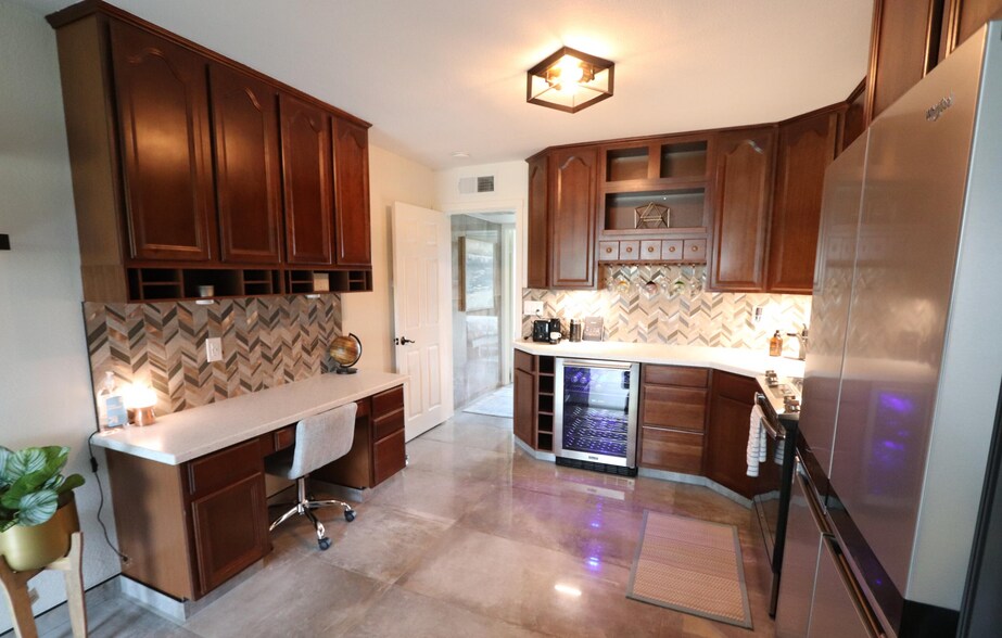 Building Photo - 9639 Spyglass Ave